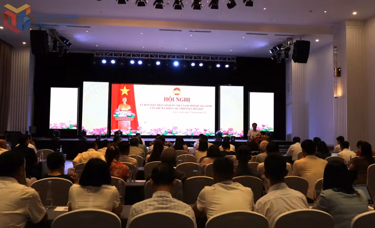 Quang cảnh hội nghị.