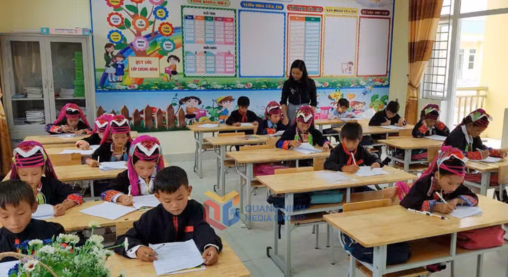 Học sinh Trường Tiểu học Quảng Thành (huyện Hải Hà) được học tập trong ngôi trường khang trang.