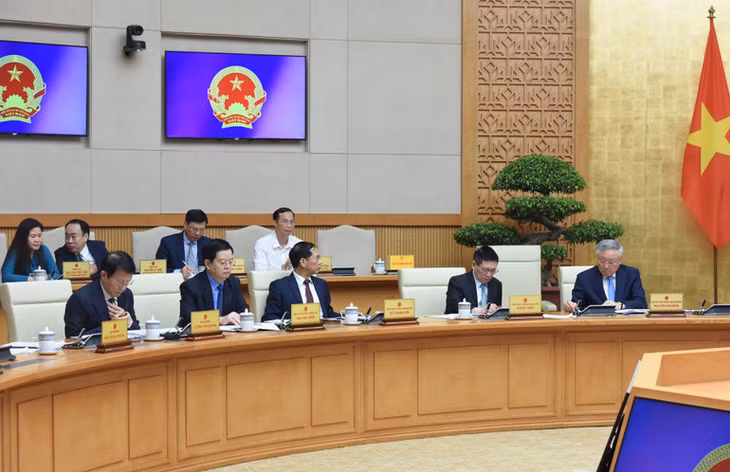 Các thành viên Chính phủ tham dự phiên họp. (Ảnh: TRẦN HẢI)