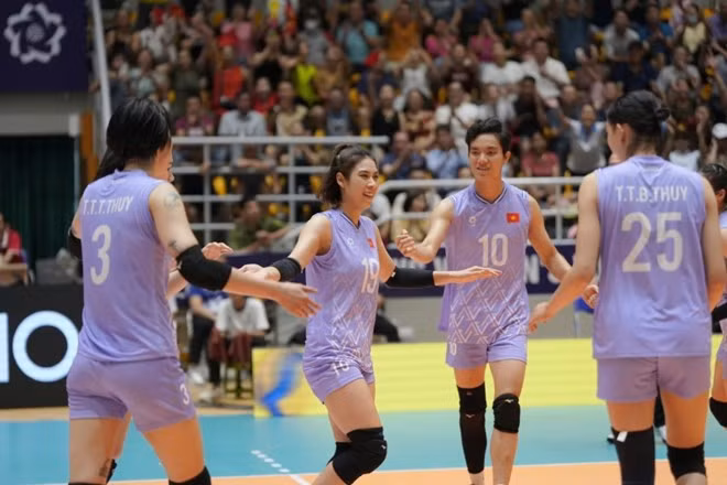 Tuyển bóng chuyền nữ Việt Nam chuẩn bị tham dự VTV Cup 2025. Ảnh: Hoàng Huê