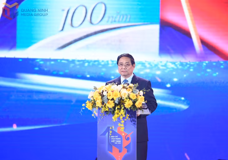 Đồng chí Phạm Minh Chính - Ủy viên Bộ Chính trị, Thủ tướng Chính phủ gửi lời chúc mừng đến người làm báo cả nước nhân dịp kỷ niệm 100 năm Ngày Báo chí cách mạng Việt Nam.