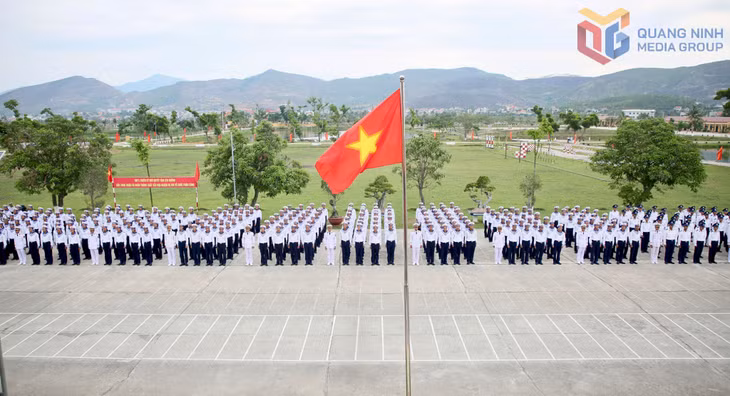 580 đồng chí chiến sĩ mới thuộc biên chế Lữ đoàn Hải quân đánh bộ 147 - Vùng 1 Hải quân tại Lễ tuyên thệ chiến sĩ mới năm 2025.