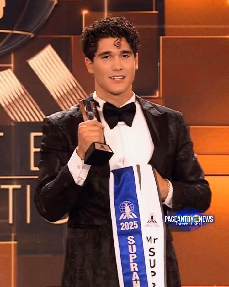 Swann Lavigne là Nam vương Siêu quốc gia 2025 - Ảnh: Pageantry News International