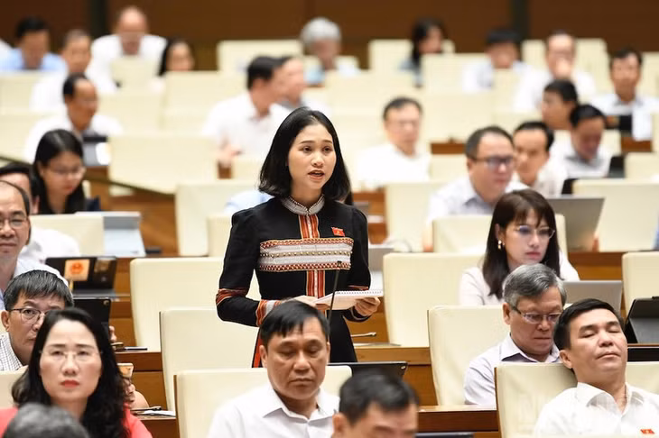Đại biểu Nàng Xô Vi (Đoàn Kon Tum). (Ảnh: DUY LINH)