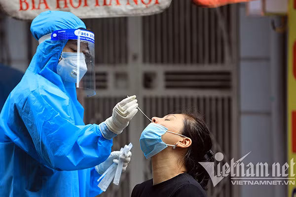 Mức giá test covid-19 từng loạn giá.