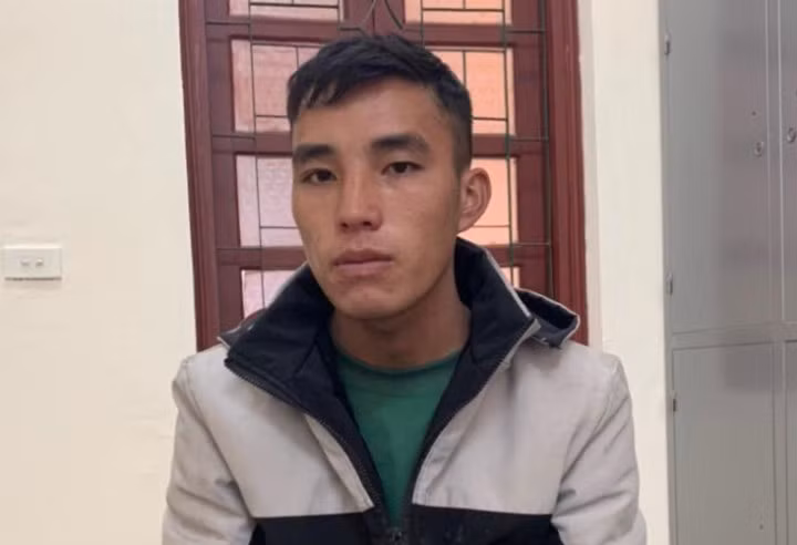 Giàng A Sú tại cơ quan công an