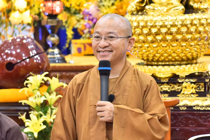Thượng tọa Thích Nhật Từ, Phó Viện trưởng Viện nghiên cứu Phật học Việt Nam tại TP Hồ Chí Minh. (Ảnh: NVCC)