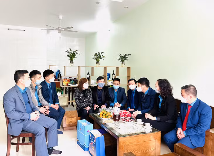Thợ mỏ gắn bó lâu năm với ngành Than và Công ty CP Than Núi Béo mua đất và xây nhà thành phố Hạ Long.