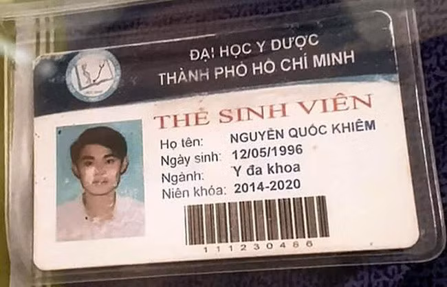 Thẻ sinh viên của “bác sĩ dỏm” Nguyễn Quốc Khiêm đăng tải trên mạng xã hội.