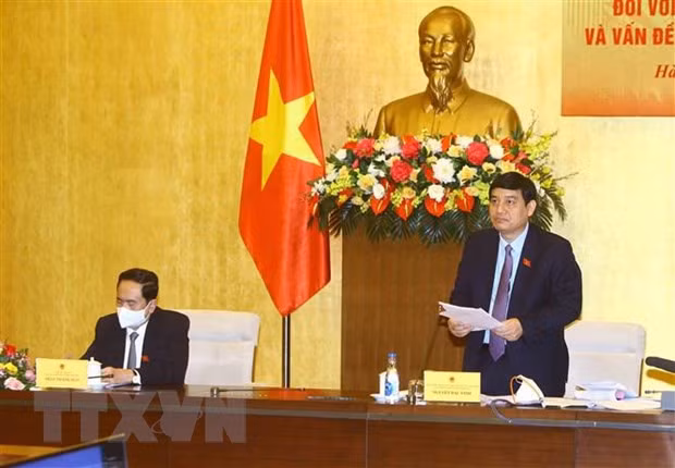 Bo truong Bo GD-DT: Khong cung nhac co dinh thoi diem ket thuc nam hoc hinh anh 4
