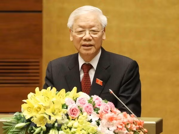 Chu nghia xa hoi va con duong di len CNXH: Thuc su vi con nguoi hinh anh 2