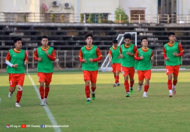 Bốn cầu thủ U23 Việt Nam nghi nhiễm Covid-19.