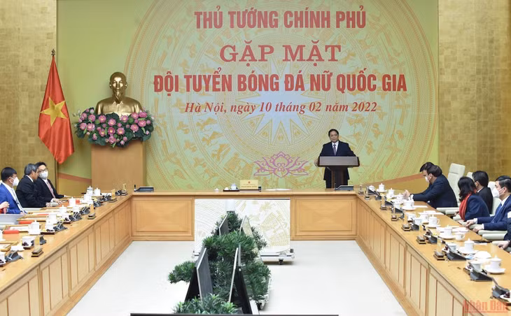 Thủ tướng chân thành cảm ơn và gửi lời chúc mừng nồng nhiệt nhất, nhiệt liệt biểu dương toàn thể Đội tuyển bóng đá nữ quốc gia dưới sự dẫn dắt của Huấn luyện viên Mai Đức Chung và Ban huấn luyện.