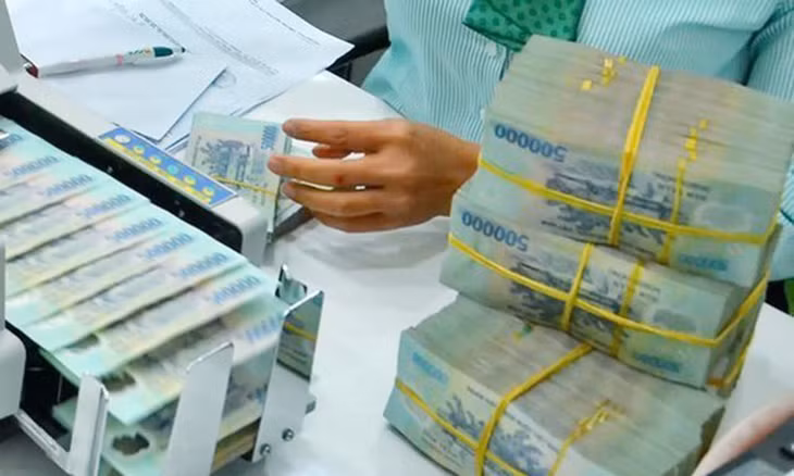 Nhiều ngân hàng đồng loạt tăng lãi suất huy động ngay sau Tết Nhâm dần.