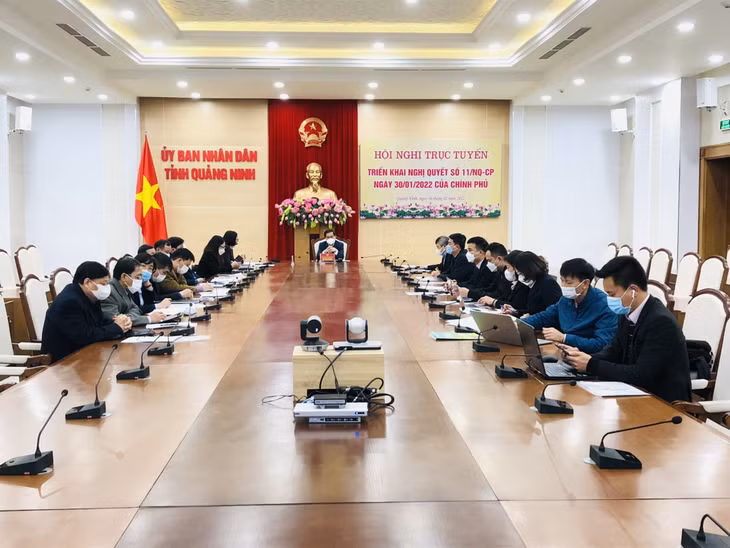 Các đại biểu tại điểm cầu Quảng Ninh tham dự Hội nghị.