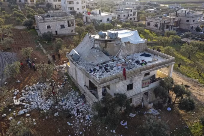 Tòa nhà thủ lĩnh IS trú ẩn ở tỉnh Idlib, phía tây bắc Syria. Ảnh: AP.