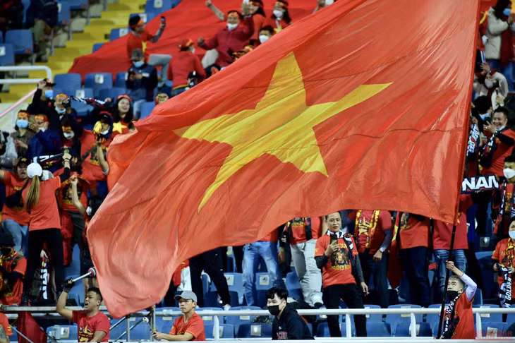 Đội tuyển Việt Nam chiến thắng 3-1 Trung Quốc trong ngày mùng 1 Tết ảnh 3 Đội tuyển Việt Nam chiến thắng 3-1 Trung Quốc trong ngày mùng 1 Tết ảnh 3