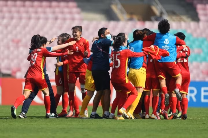 ĐT Việt Nam lần đầu tiên dự World Cup bóng đá nữ.