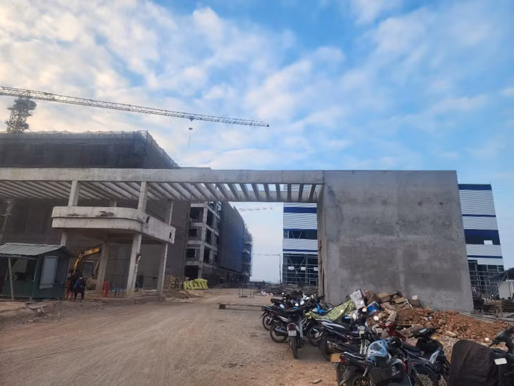 Dự án Sản phẩm bảo hộ lao động Hằng Huy tại thôn 1, xã Quảng Phong, huyện Hải Hà.