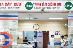 Vụ ngộ độc tại tiệc cưới ở Long Biên: Người tham gia đã đưa rượu ở ngoài vào nhà hàng ảnh 1 Vụ ngộ độc tại tiệc cưới ở Long Biên: Người tham gia đã đưa rượu ở ngoài vào nhà hàng ảnh 1