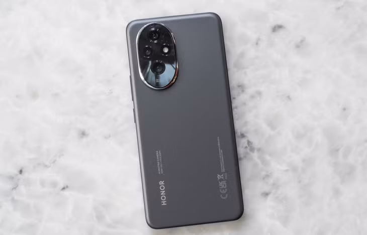 8 smartphone cận cao cấp nổi bật 2024 ảnh 4