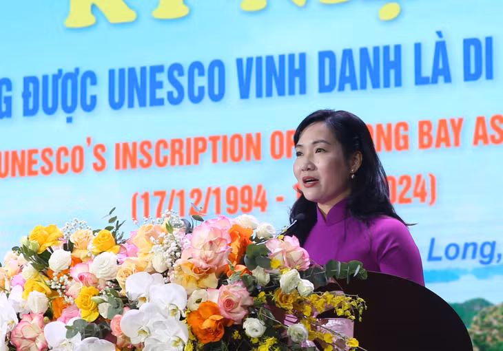 Đồng chí Nguyễn Thị Hạnh, Phó Chủ tịch UBND tỉnh Quảng Ninh phát biểu tại buổi lễ.