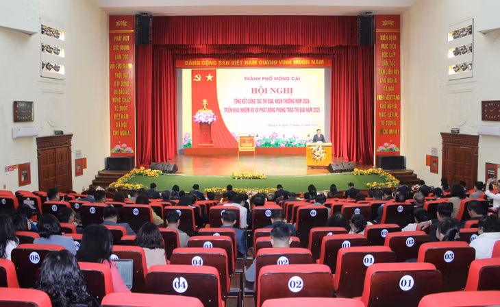 Quang cảnh hội nghị.