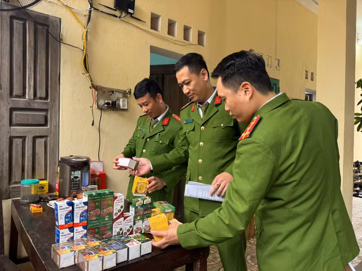 Tang vật vụ án.