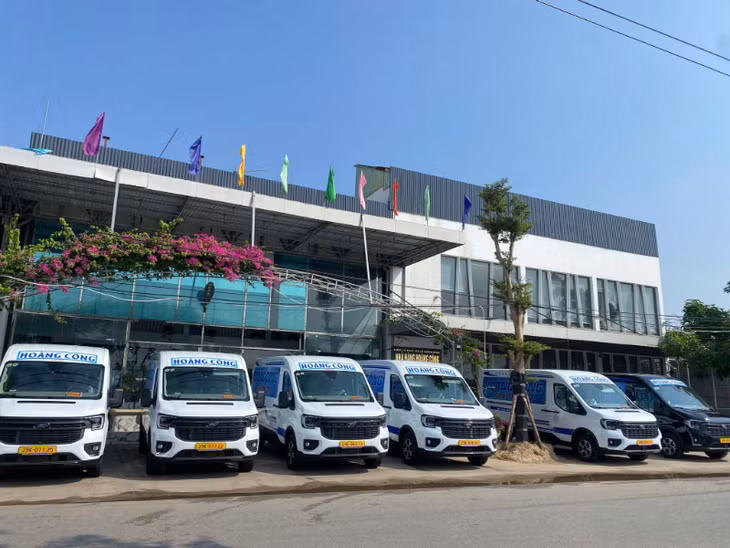 Nhà xe Hoàng Công mở rộng nhiều tuyến xe phục vụ hành khách.