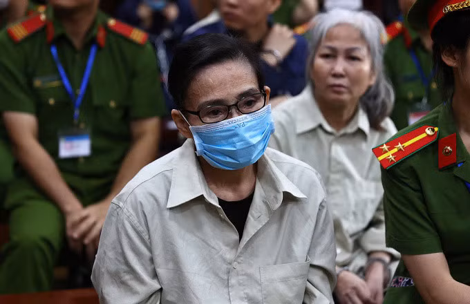 Bị cáo Vũ Hoàng Oanh tại tòa. Ảnh: Quỳnh Trần