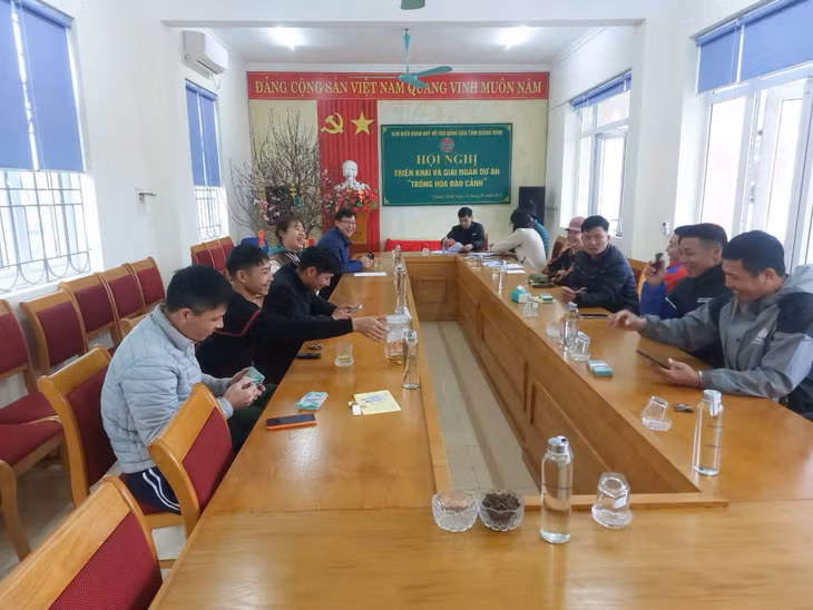 HND huyện Hải Hà tổ chức giải ngân vốn cho hội viên nông dân (tháng 1/2024).