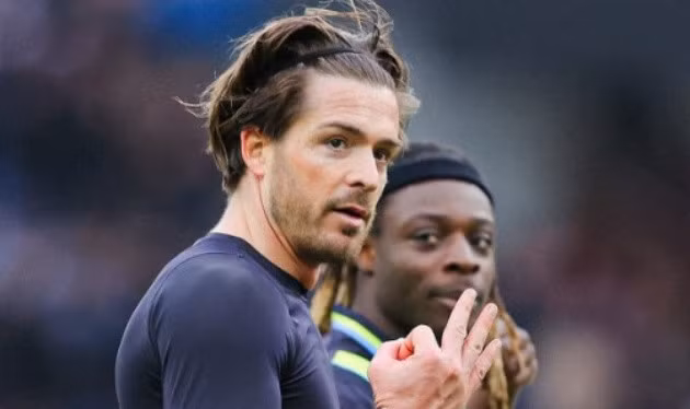 Man City mất kiên nhẫn với Grealish.