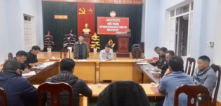 Anh Lý Thường phát biểu tại Hội nghị hiệp thương giới thiệu nhân sự bầu trưởng thôn nhiệm kỳ 2025-2027.