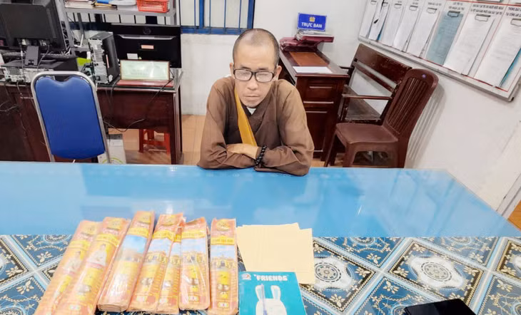 Đối tượng Tuyền tại cơ quan Công an.