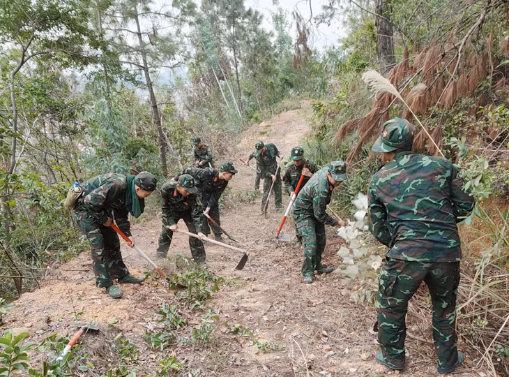 Tạo đường băng cản lửa.