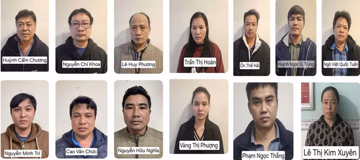 Các bị can trong vụ án vụ án "buôn lậu" xảy ra tại tỉnh Long An, An Giang và các đơn vị, địa phương liên quan - Ảnh: Bộ Công an