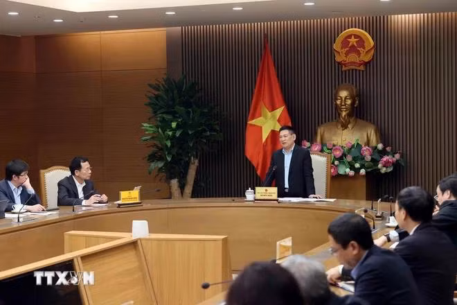 Phó Thủ tướng Hồ Đức Phớc phát biểu tại buổi họp. (Ảnh: An Đăng/TTXVN)