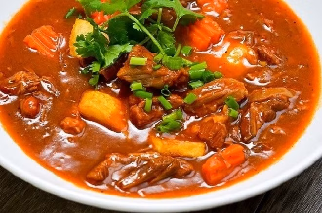 Cách làm bò sốt vang chuẩn vị