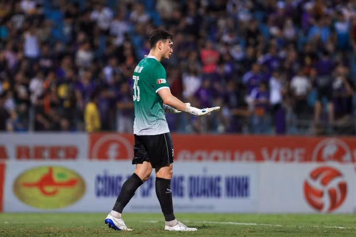 V.League 2023 cho phép các đội bóng đăng ký cầu thủ Việt kiều. Ảnh: Minh Dân