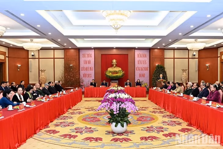 Quang cảnh buổi chúc Tết tại Trụ sở Trung ương Đảng. (Ảnh: ĐĂNG KHOA)