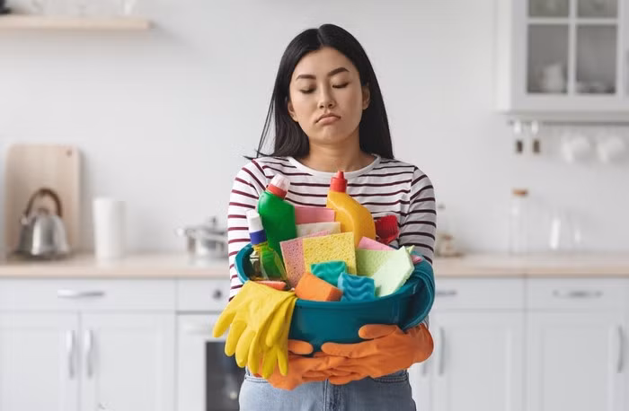 Đừng ép mình phải ưu tiên việc dọn nhà trên tất cả mọi thứ khác