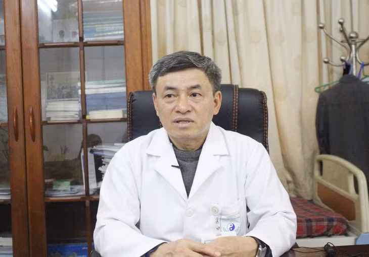 Thạc sĩ, bác sĩ Nguyễn Văn Thủy - Giám đốc Trung tâm nghiên cứu điều trị cai nghiện, Bệnh viện Châm cứu trung ương. Ảnh: Ngọc Trang