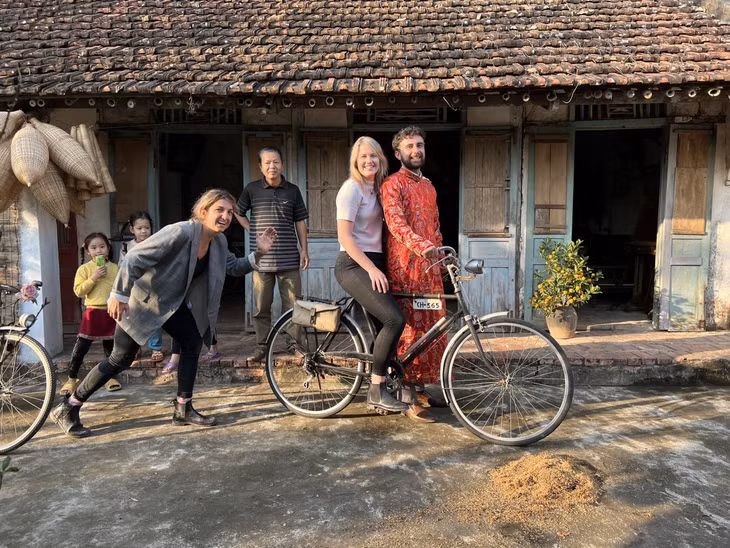 Tour tái hiện Tết xưa ở làng Vũ Đại ảnh 8