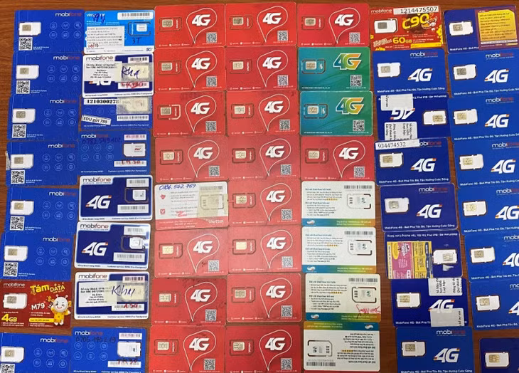 Số SIM rác bị Công an quận 8 phát hiện, thu giữ.