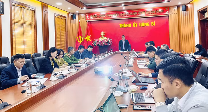 Lãnh đạo TP Uông Bí họp rà soát các nhiệm vụ triển khai ngay sau Tết Nguyên đán Quý Mão 2023.