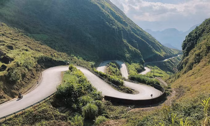 Dốc Thẩm Mã, hay còn gọi là Dốc 9 khoanh ở Hà Giang. Ảnh: Ngân Dương