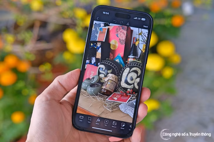 Chỉnh ảnh trên Picsart. (Ảnh: Hải Đăng)