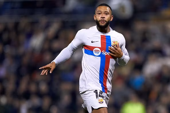 Trận thắng chật vật trước Intercity ở Copa del Rey là lần cuối Depay chơi cho Barca.