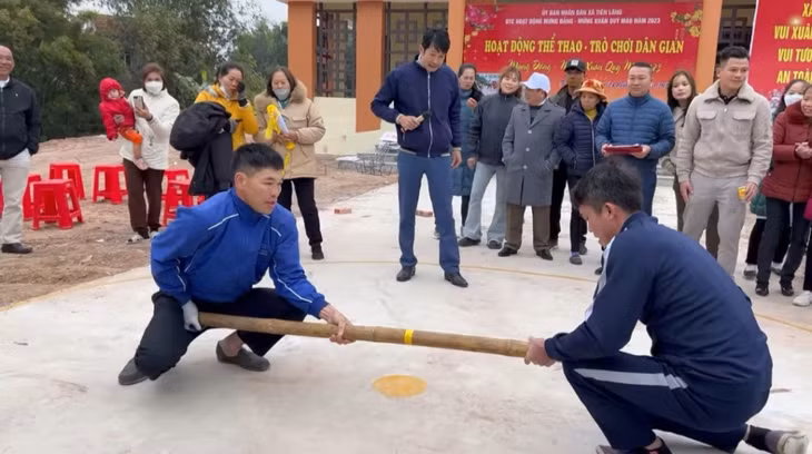 Tiên Yên sôi nổi các hoạt động thể thao, trò chơi dân gian dịp đầu xuân năm mới ảnh 3 Tiên Yên sôi nổi các hoạt động thể thao, trò chơi dân gian dịp đầu xuân năm mới ảnh 3