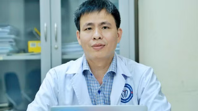 TS.BS Nguyễn Trọng Hưng chia sẻ nhiều bệnh nhân đến viện trong tình trạng mệt mỏi, thậm chí toan ceton máu vì đường huyết tăng cao. Ảnh: BSCC.